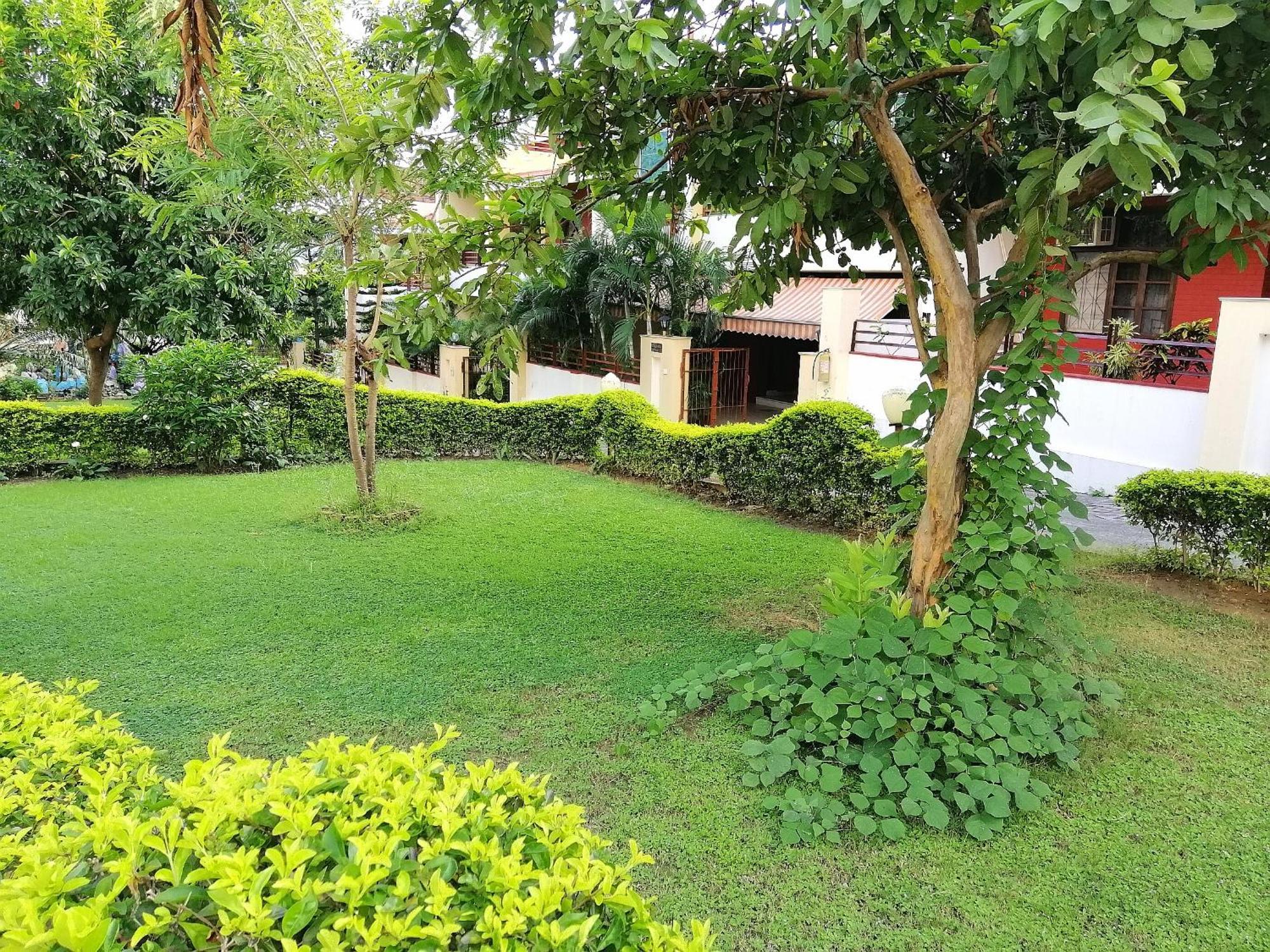 Ganga Vatika Boutique Hotel, Rishīkesh Екстериор снимка